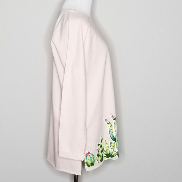 NWT Crown & Ivy Pink Cactus Print Knit Top XS - Picture 2 of 5